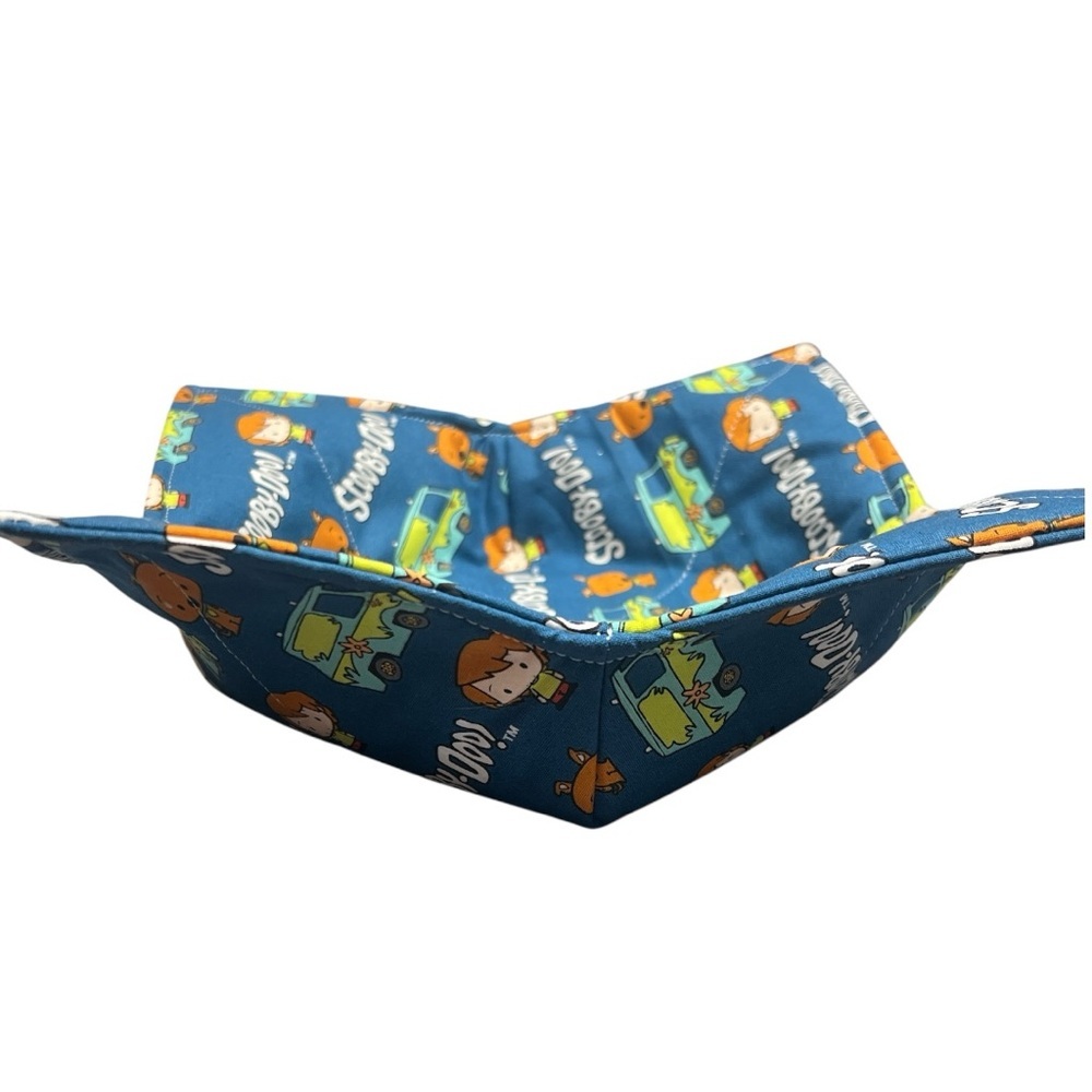 Hand Crafted Large Bowl Cozy Scooby-Doo Theme Microwavable Padded Cotton Holder - Picture 12 of 15